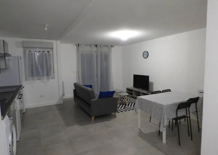 T3 Spacieux, Renove En 2020 -pkg-metro Appartement