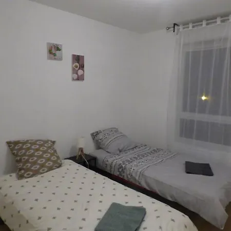 Apartman T3 Spacieux, Renove En 2020 -pkg-metro